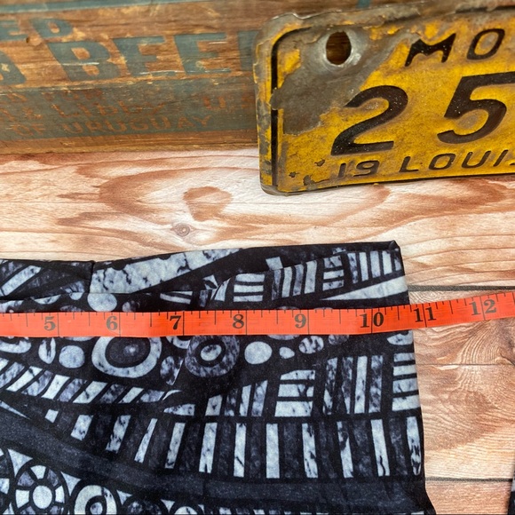 ✨ NIYAMA SOL RARE VINTAGE SHINER TRIBAL ENDLESS HI-WAIST LEGGING XS - Picture 8 of 11